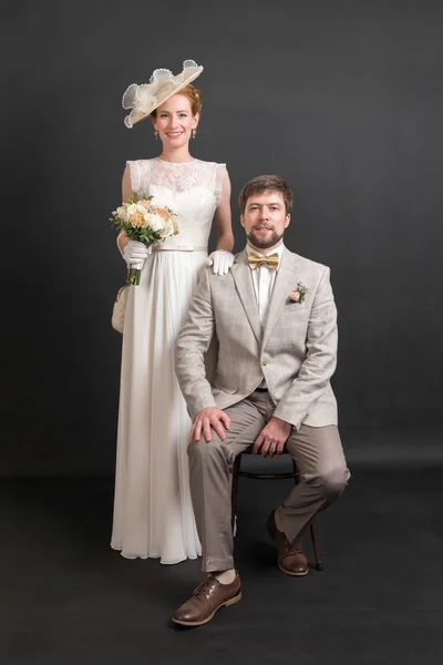 Studioporträt Eines Paares Hochzeitstag — Stockfoto