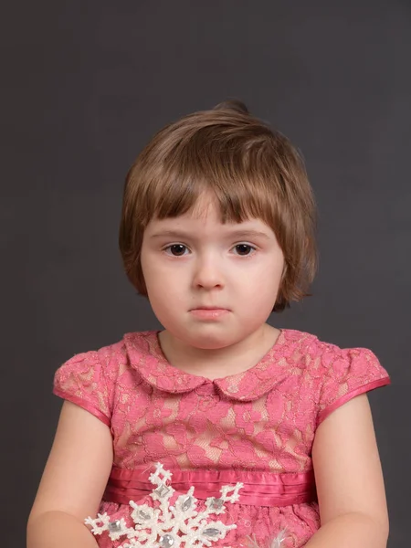 Portret Van Een Verdrietig Meisje Close — Stockfoto