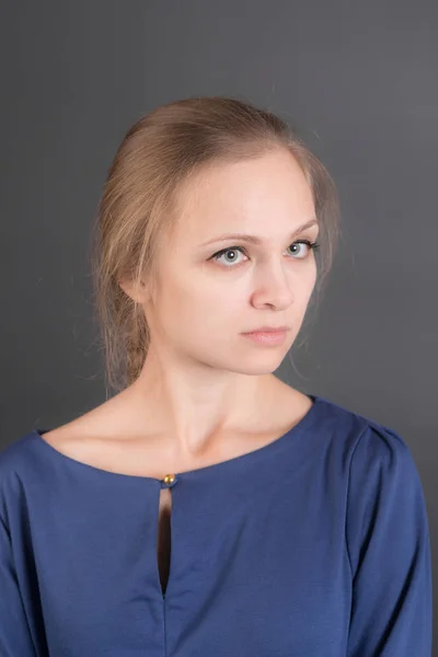 Portrét Dívky Černém Pozadí — Stock fotografie