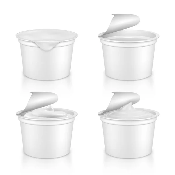 Conjunto Vectores Realistas Paquetes Plástico Con Yogur — Vector de stock