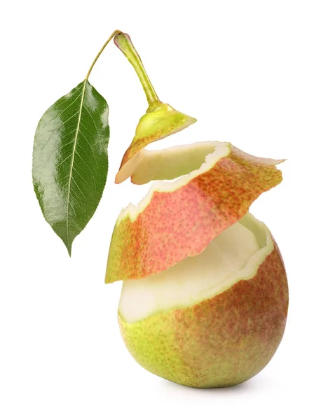 白色背景的梨与皮肤 — 图库照片