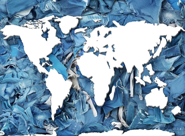 Белый контур карты мира на фоне одежды — стоковое фото