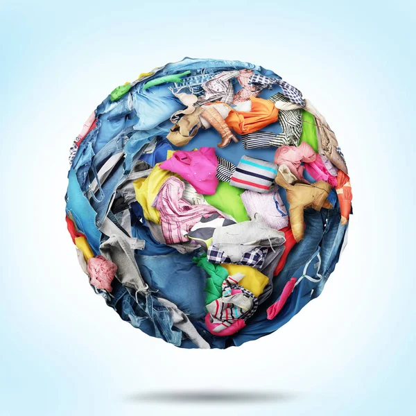 Planeten gjord av kläder. Donation. — Stockfoto
