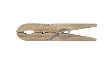 Beyaz arkaplanda elbise askısı