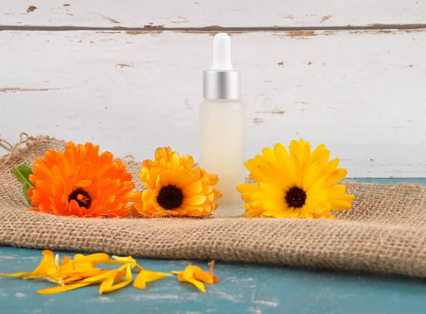 Natural Cosmetics Common Marigold Jute — Stock Photo, Image