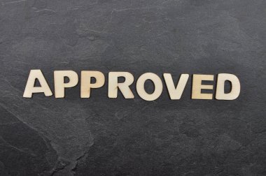 Tahta tahtadaki tahta harflerden bir terim.