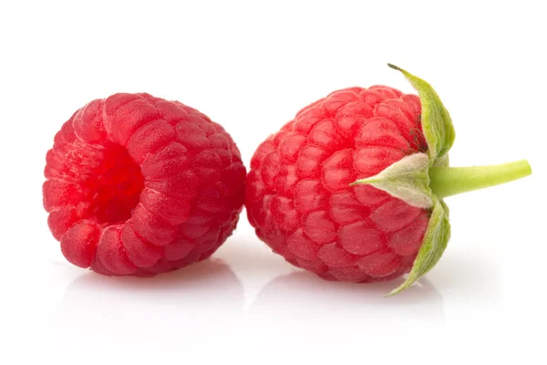 Reife Rote Himbeeren Isoliert Auf Weißem Hintergrund — Stockfoto