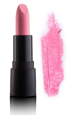 Renk ruj lekeli darbesiyle beyaz izole