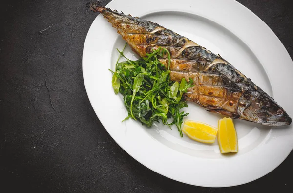 Grilled Mackerel Fillets Lemon Black Slate Board — Stock Photo, Image