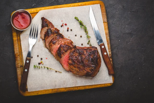 Filete Parrilla Mignon Steak Hierbas Especias Vista Superior Imagen de archivo