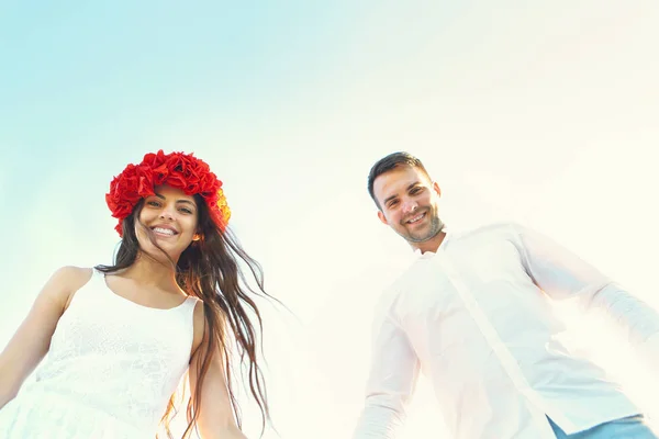 Young Couple Love Having Fun Outdoor — Stock Photo, Image