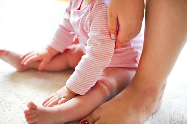 Mother Sitting Baby Girl Close — Stock Photo, Image