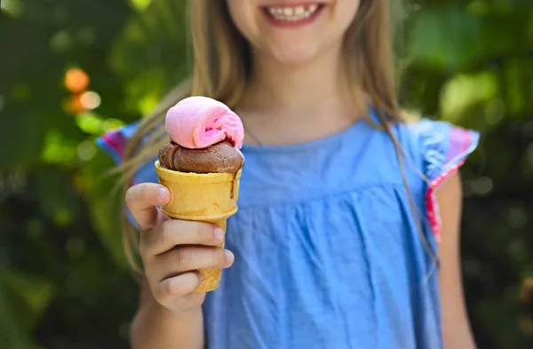 Cute Little Girl Funny Expression Holding Ice Cream Cone Bright — Stock Photo, Image
