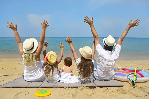 Seyahat ve aile tatil kavramı — Stok fotoğraf