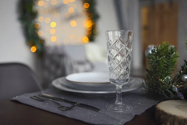 Decoração de Natal na mesa de madeira — Fotografia de Stock