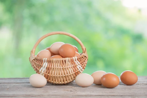 Raw Eggs Basket Wooden Table Outdoor — Stock Photo, Image