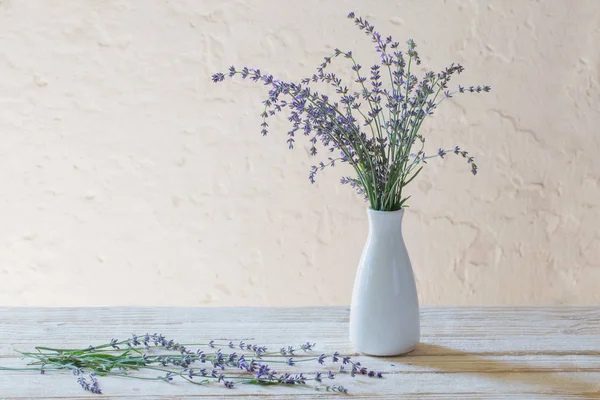 Lavender White Vase Wooden Table — Stock Photo, Image