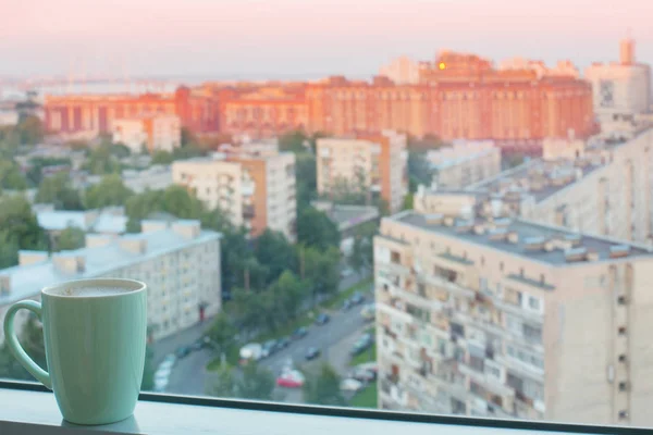 Tazza Sul Finestrino Città — Foto Stock