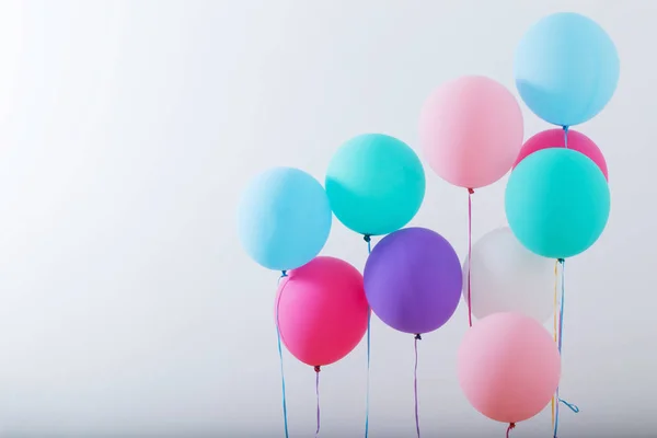 Globos Sobre Fondo Blanco Madera —  Fotos de Stock