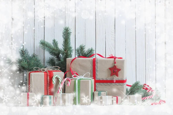 Cadeaux Noël Sur Fond Blanc Bois — Photo
