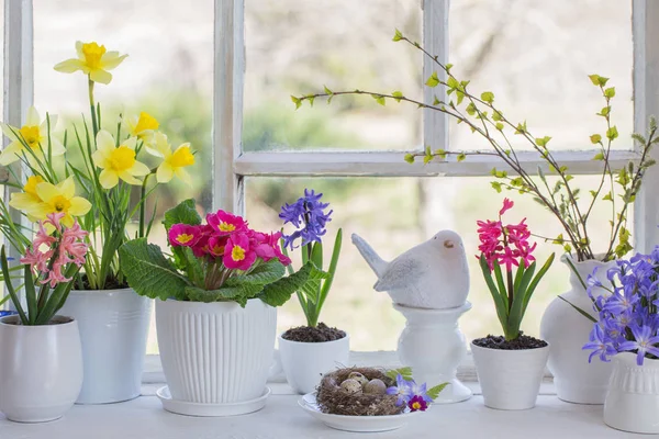 Easter Decoration Windowsill — Stock Photo, Image