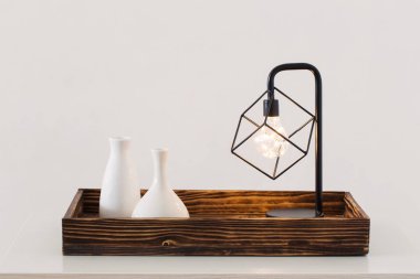 beyaz iç metal siyah lamba