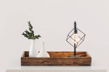 beyaz iç metal siyah lamba