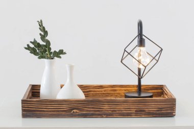 beyaz iç metal siyah lamba