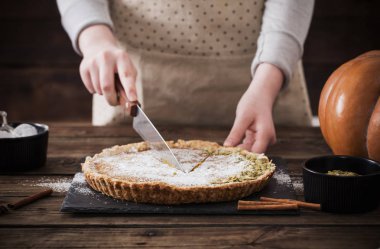 kadın aşçılar kabak Pie