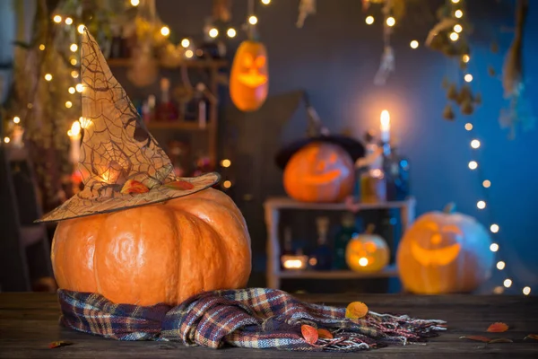 Halloween Pumpkins Old Wooden Table Background Halloween Decorations — Stock Photo, Image