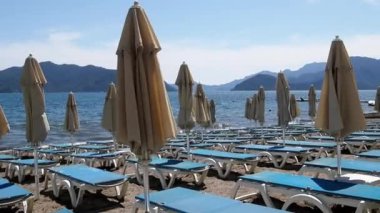 Akdeniz resort misafirleri için bekliyor.