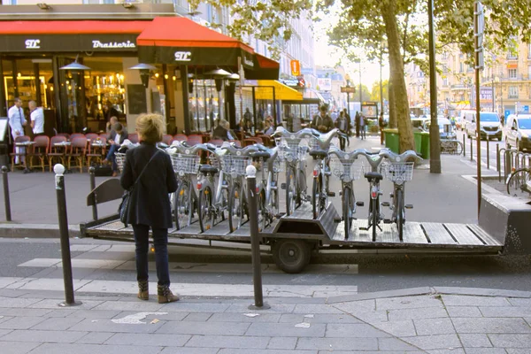 Paris França Setembro 2017 Muitas Bicicletas Com Cestas Carrinho Bicicleta — Fotografia de Stock