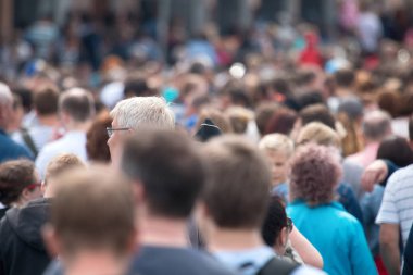 Saint Petersburg, Rusya - 30 Temmuz 2017: Büyük kalabalık tatil, şehir festivaller, kentsel eğlence sırasında insanlar, kasaba halkı toplandı tarihi street, kalabalık sokaklarında baskın düzenledi.