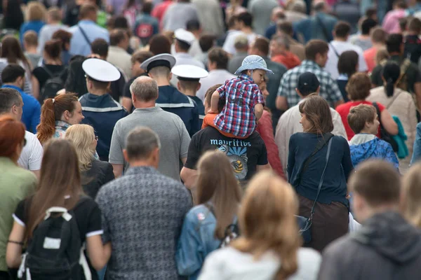 São Petersburgo Rússia Julho 2017 Multidão Enorme Pessoas Durante Férias — Fotografia de Stock