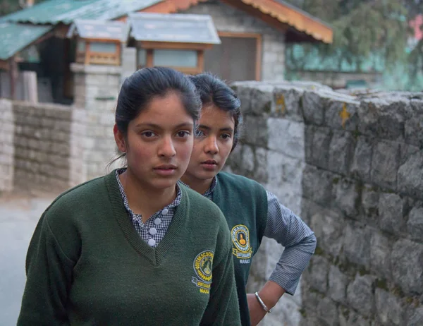 Indien Monali März 2018 Zwei Süße Indische High School Mädchen — Stockfoto