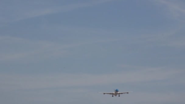 Avión en el cielo — Vídeos de Stock