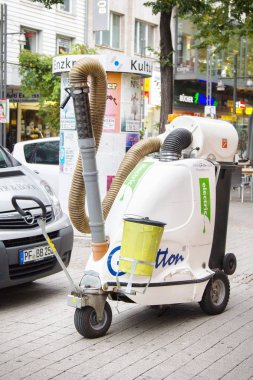 kaldırımları temizleme sokak temizleyici