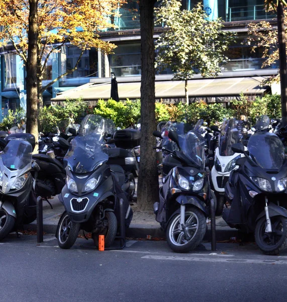 Parking Moto scooters — Stock Photo, Image