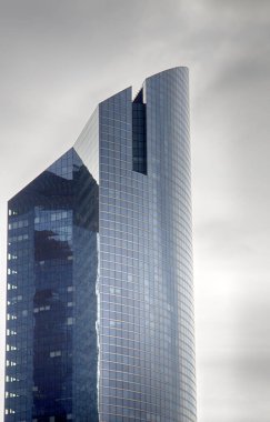 Cam ve çelik binaların parçaları