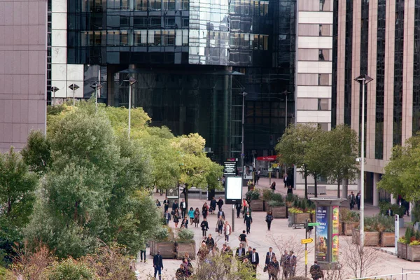 La Savunma ve Şirket binası