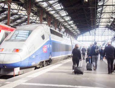 Paris, Fransa - 22 Eylül 2017: Başkentin tren istasyonunda