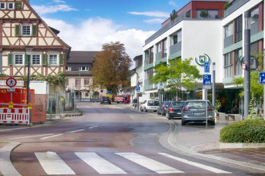 Dillingen, Almanya - 11.09.2017: küçük bir kasabanın sokakları