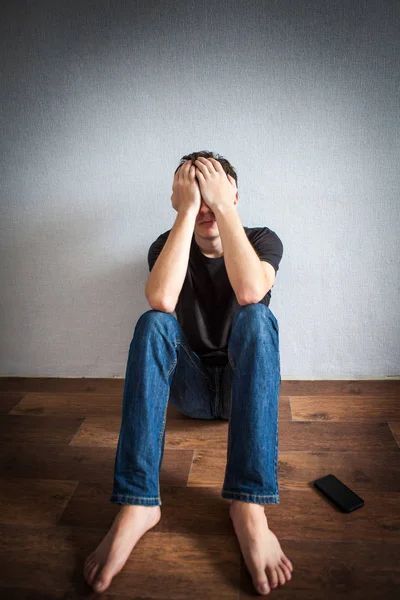 Vignetting Photo Sad Young Man Floor Room — Stock Photo, Image