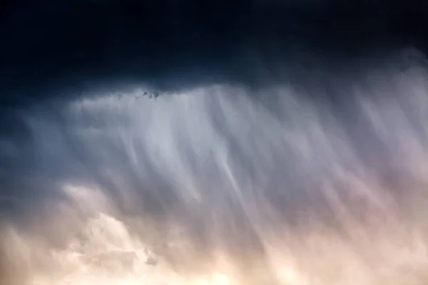 Pluie Violente Nuages Tempête Sombres Dramatiques — Photo