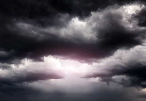 Light Dark Dramatic Storm Clouds — Stock Photo, Image