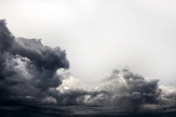 Nubes Tormenta Oscura Dramática Área Fondo —  Fotos de Stock