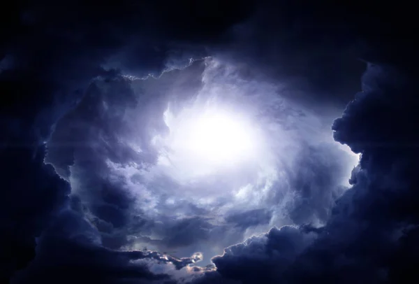 Light Dark Dramatic Storm Clouds — Stock Photo, Image