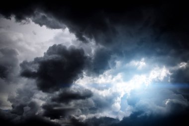 Cennet bir ışık ile