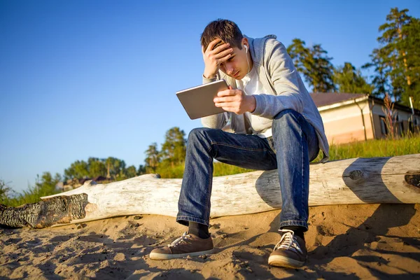 Triest jonge man — Stockfoto