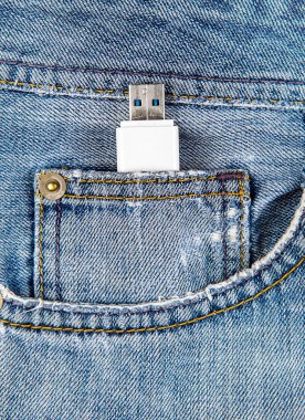 Cep içinde USB götürmek